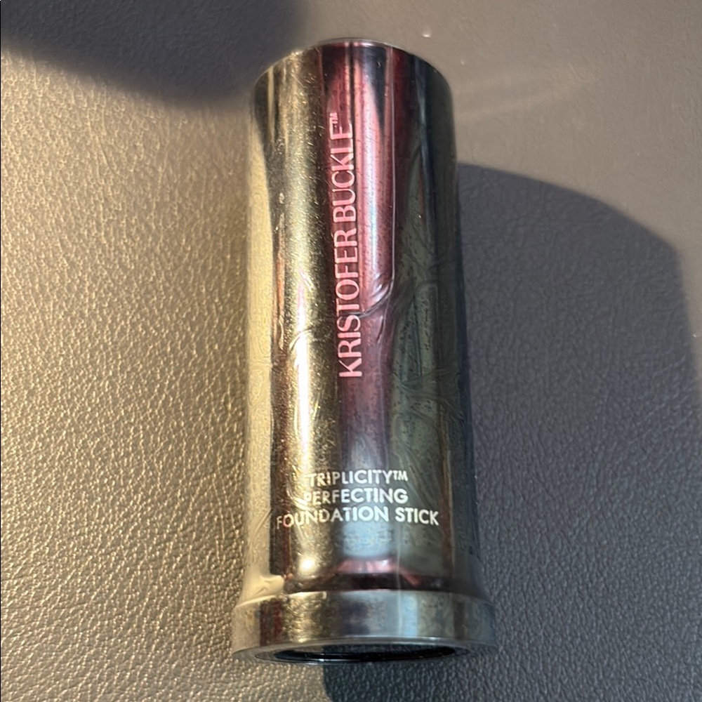 Kristofer Buckle Triplicity Perfecting Foundation Stick in Light NEW